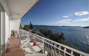 3 Bedroom Amazing Apartment In Brodarica